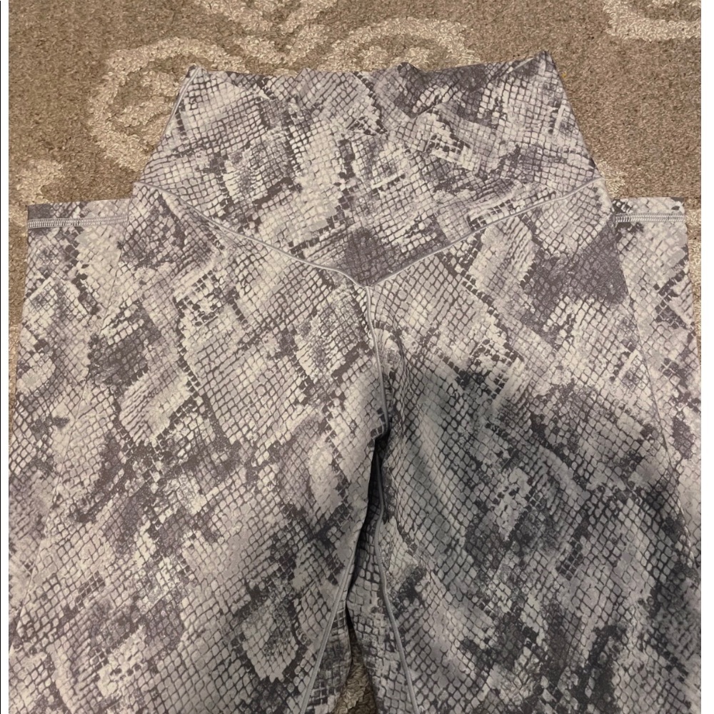 Aerie crossover leggings